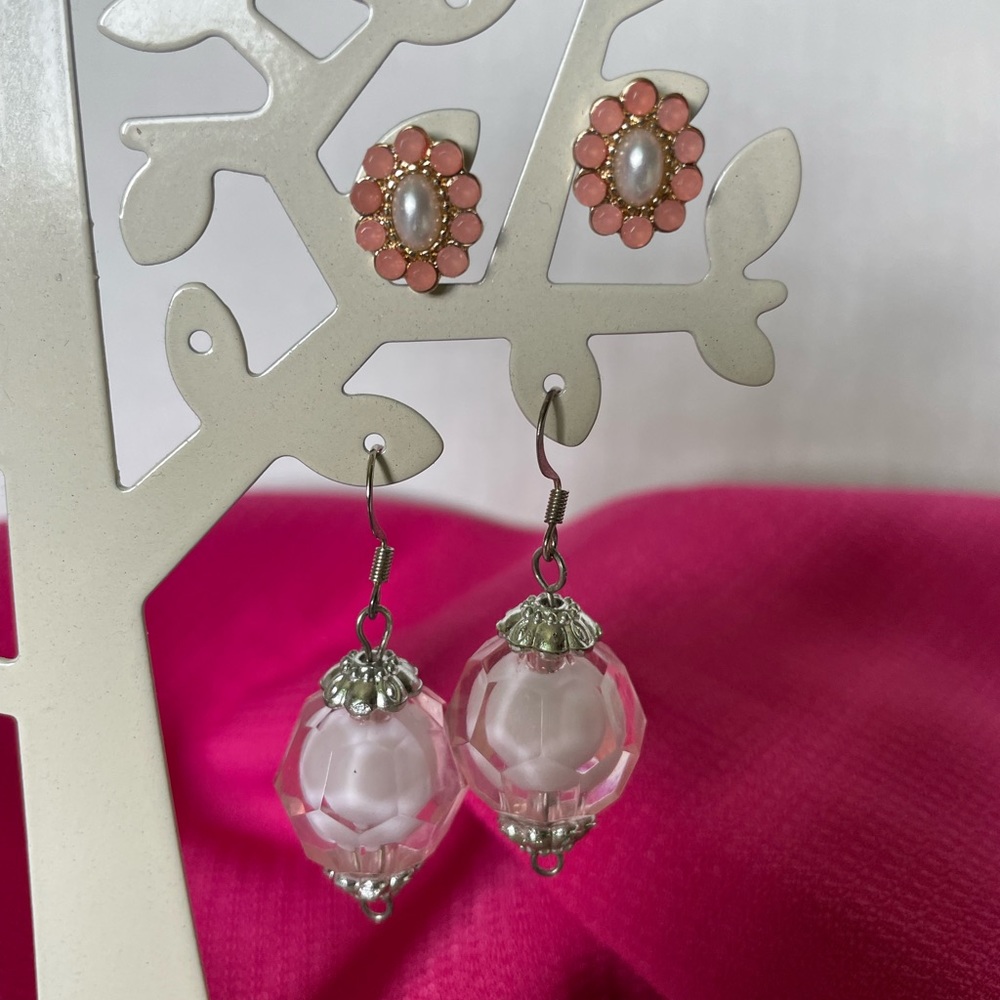 Acrylic big pink bead dangling, Mix color beads wire loop, orange flower post